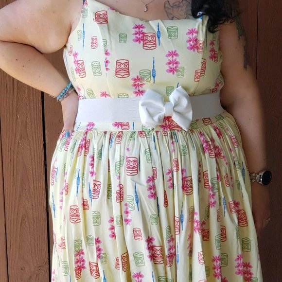 Meet your Posher, Rebecca - Picture 3 of 5